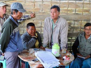 Myanmars Bambusbruecke - Ein Dorf packt an!