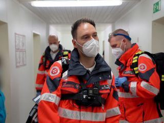 Nachtschicht: Einsatz fuer die Lebensretter Nachtschicht: Einsatz fuer die Lebensretter