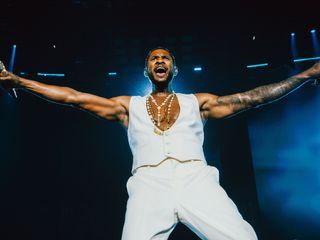 Usher: Rendezvous in Paris