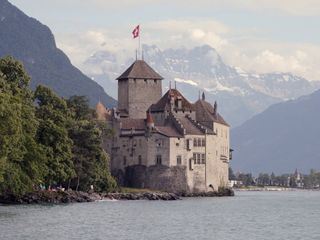 Schloesser und Burgen der Schweiz