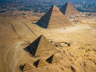 Verso laldilà: riti, misteri e credenze degli antichi