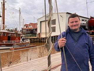 Die Holzboot-Werft in Ostfriesland