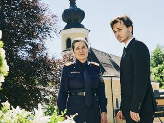 Zu neuen Ufern Zu neuen Ufern