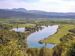 Wilde Schoenheiten - Raue Welten
