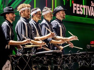 Die Schlagzeugmafia: Backstreet Noise