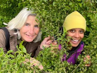 Pia und die wilde Natur