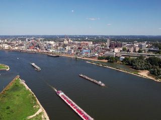 Auf dem Rhein bis zum Meer - Unterwegs mit den Binnenschiffern