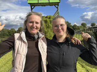 Trecker, Schule, Guelle schippen