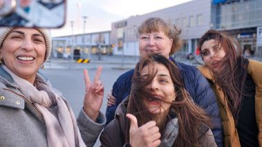 Familjen Adampour