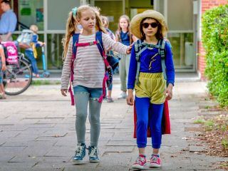 Oskar, das Schlitzohr und Fanny Supergirl