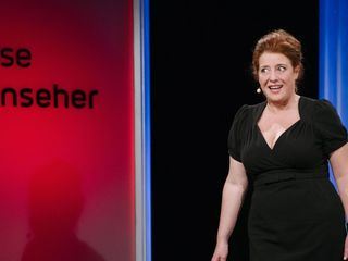 Luise Kinseher live auf der Buehne!