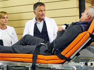 In aller Freundschaft