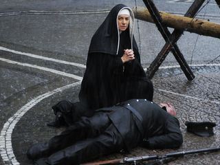 Gottes maechtige Dienerin (1/2)