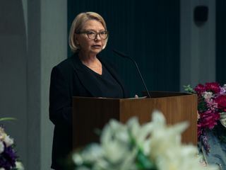 Am Ende - Die Macht der Kraenkung