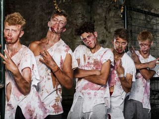 Die Jungs-WG: Sommer. Sonne. Elternfrei.