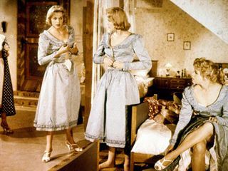 Vier Maedels Aus Der Wachau