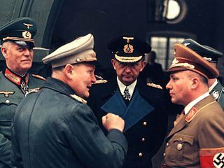 Der Nazi-Clan - Hitlers Hofstaat