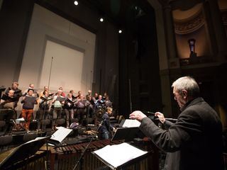 Krieg und Frieden: Chormusik aus Renaissance und Gegenwart