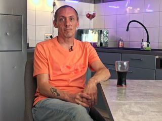 Hartz und herzlich - Tag fuer Tag Benz-Baracken