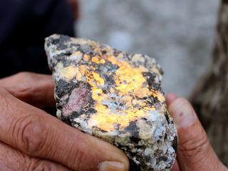 Kampf um Groenlands Rohstoffe Uran und Seltene Erden im Visier