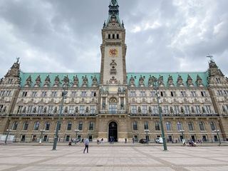 Hamburg waehlt: Dreikampf an der Elbe