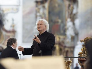 BR-KLASSIK: Simon Rattle dirigiert Die Schoepfung