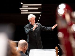 Jean Sibelius: Symphonie Nr. 5 aus Helsinki