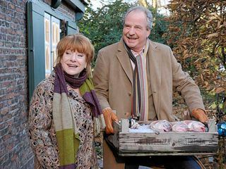 Eine stuermische Bescherung: Weihnachten bei den vier Meerjungfrauen Fernsehfilm, Deutschland 2007 Eine stuermische Bescherung: Weihnachten bei den vier Meerjungfrauen Fernsehfilm, Deutschland 2007