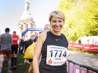 Sabine Heinrich laeuft den Hermann