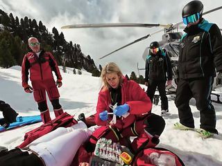 Feuer, Wasser, Erde, Luft - Retter in ihrem Element