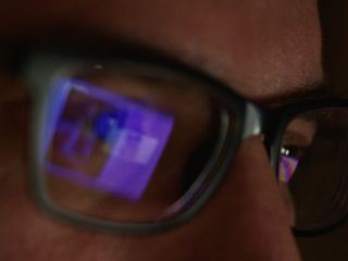 Gefaehrliche Intelligenz - Kindesmissbrauch mit KI