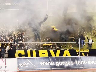 Inside Fankurve - radikal und extrem