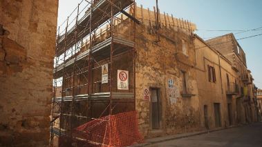 Sizilianischer Haustraum mit Lorraine Bracco