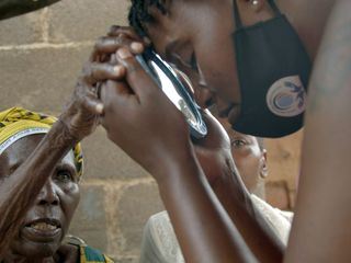 Geld fuer Mutter nach Simbabwe