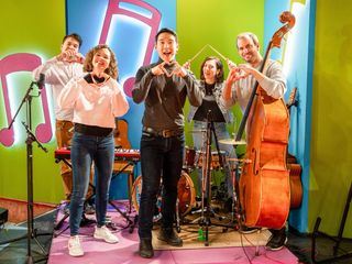 Drunter & drueber mit Christoph Hirschler Drunter & drueber mit Christoph Hirschler