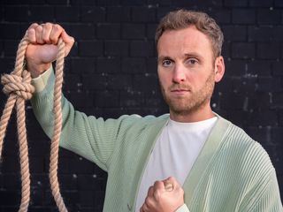 Stockholm Syndrom: Wenn aus Angst Naehe wird Stockholm Syndrom: Wenn aus Angst Naehe wird