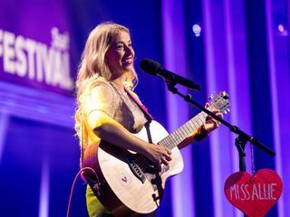 Miss Allie: Immer wieder fallen