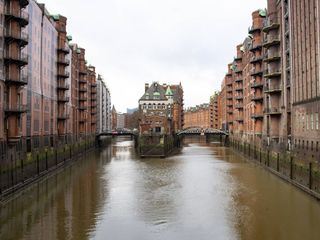 Hamburg und die Nordsee - Grosse Stadt und weite Kueste