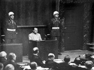 World War II - Im Gerichtssaal der Geschichte