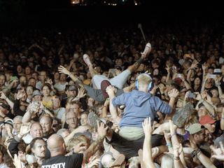 37°: Gemeinsam, laut und wild: Open Flair Festival