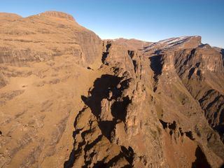 Im Bann der Drachenberge