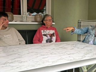 Hartz und herzlich - Tag fuer Tag Benz-Baracken