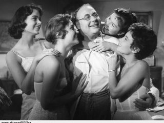 Vater, Mutter und neun Kinder