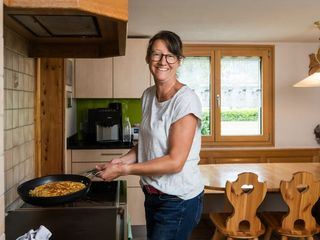 SRF bi de Luet - Landfrauenkueche