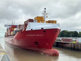 Nord-Ostsee-Kanal - Lotsen, Lasten und Verfall