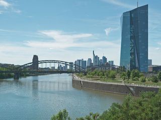Fracht, Fische, Freizeit - Leben an Hessens Fluessen Fracht, Fische, Freizeit - Leben an Hessens Fluessen