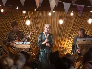 Addie und wie sie die Welt fuehlt