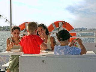 Hartz und herzlich - Tag fuer Tag Benz-Baracken