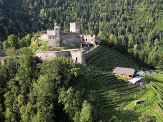 Das Glantal - Juwel zwischen Burgmauern und Weinbergen