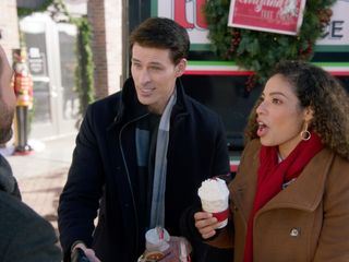 Verliebt, verlobt, verweihnachtet Verliebt, verlobt, verweihnachtet